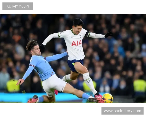 热刺半场0-2落后曼城，索兰克蝎子摆尾扳平引爆主场